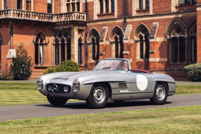 Mercedes-Benz 300SL Roadster