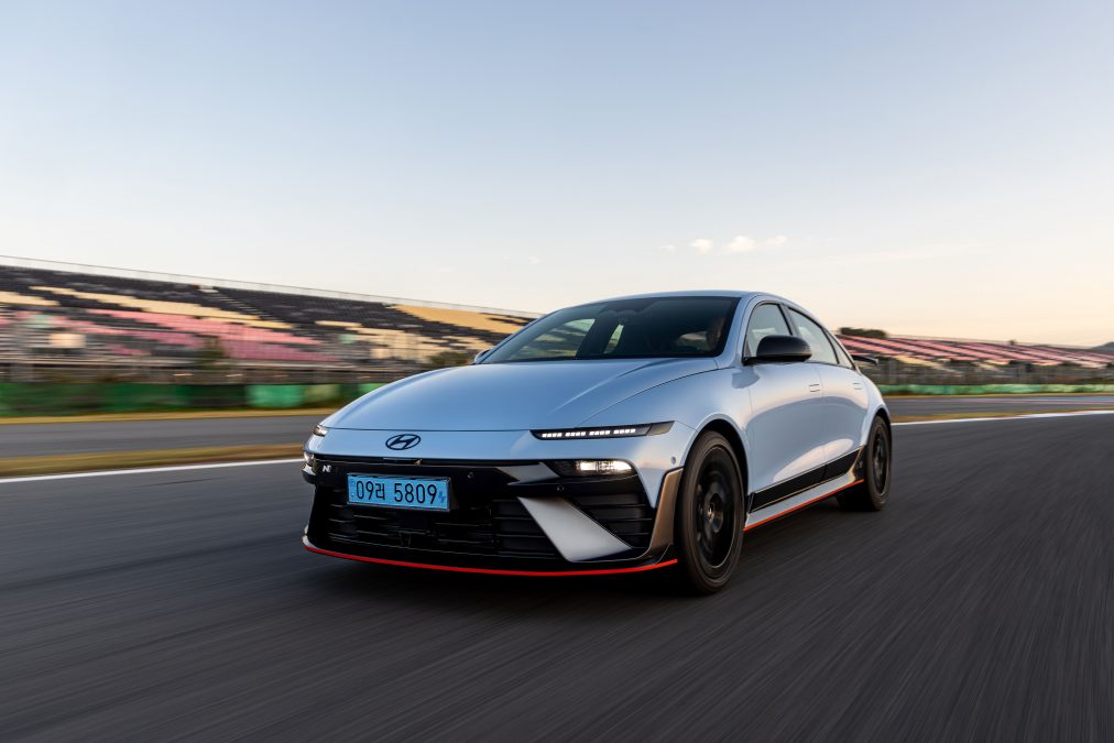 Combining cutting-edge technology and bold design, IONIQ 6 N sets a new benchmark for driver engagement in high-performance electric vehicles.