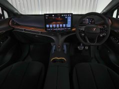 Cupra Tavascan: Where You Set The Mood! Five distinctive ambient lighting modes are available: Liquid, Pulse, Electrified, Speed, Boreal, and Custom.