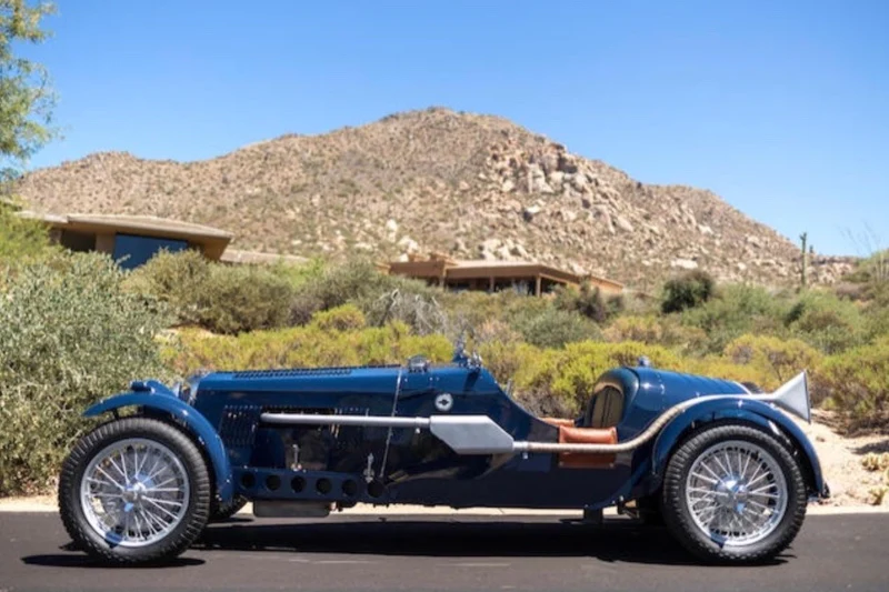 The first Riley car was a small, experimental single-cylinder, belt-driven voiturette designed and built by Percy Riley before he turned 18.