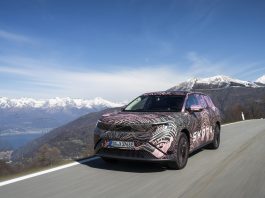 The Škoda Peaq expands the electric lineup with up to seven seats, over 600 km range, and more options.