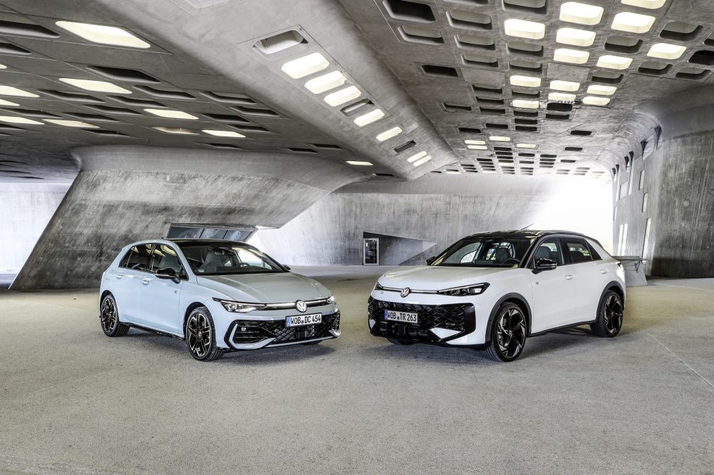 Fuel-efficient: combination of two electric motors and a turbocharged engine consumes less petrol than a mild hybrid